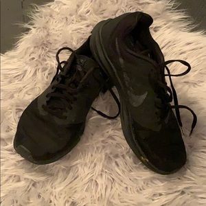 Nike black sneakers